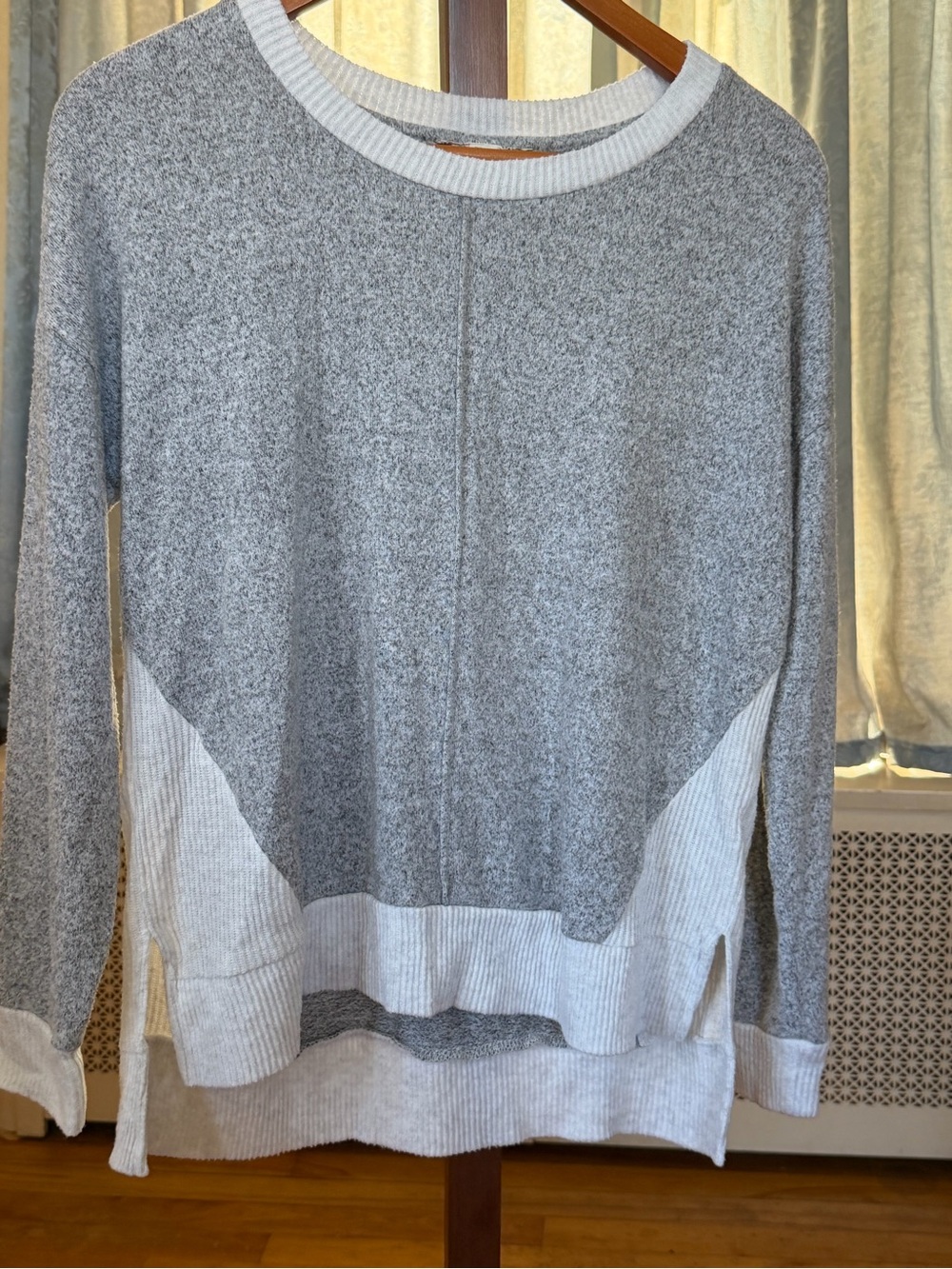 Pink Rose Two-Tone Gray & Light Gray Crewneck Sweater